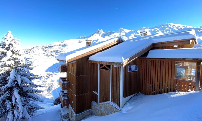 Les Allues Apartment | MERIBEL-MOTTARET 3 rooms for 6 people with balcony view MERIBEL AND THE MOUNTAIN