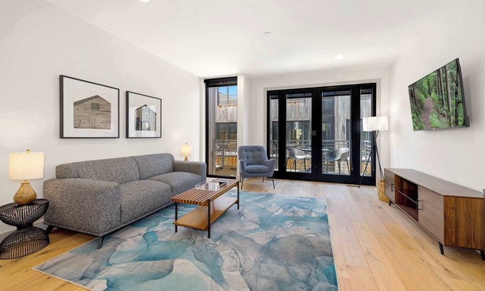 Downtown House | Meridian - Trailhead Mews - Optional BlakeSt Access