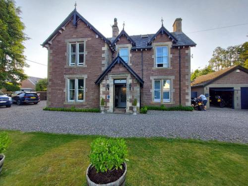 Crieff House | Merlindale