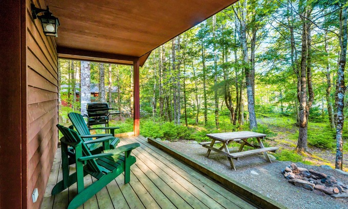 Annapolis Subdivision D Cabin | Mersey River Chalets a nature retreat