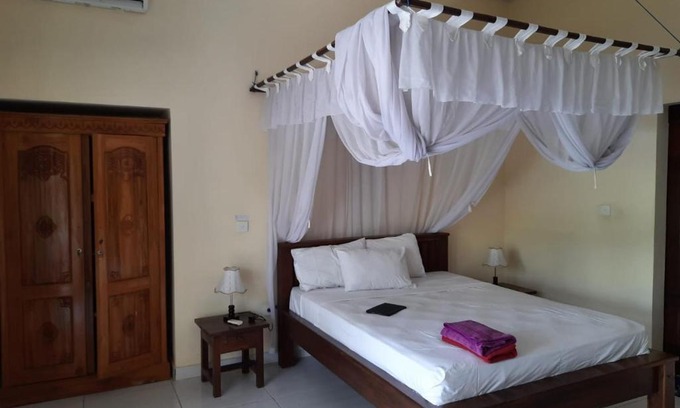 Purwakerti Hotel | Mertasari Homestay Amed at Karangasem RedPartner