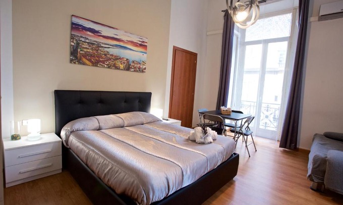 Naples City Centre Bed & Breakfast | MetròNapoli