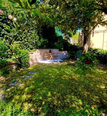 Casalecchio di Reno Apartment | Michelangelo Green Corner
