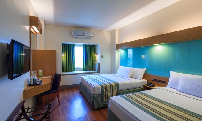 Binan City Hotel | Microtel by Wyndham South Forbes near Nuvali