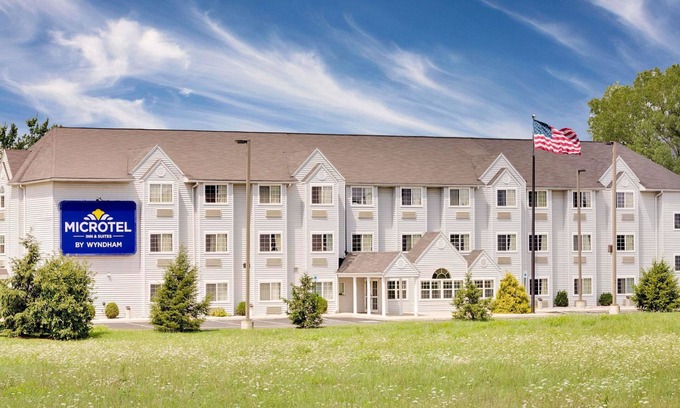 Maugansville Hotel | Microtel Inn & Suites by Wyndham Hagerstown by I-81