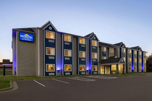 New Ulm Hotel | Microtel Inn & Suites by Wyndham New Ulm