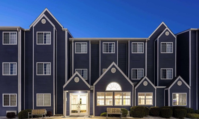 Dover Hotel | Microtel Inn & Suites by Wyndham Dover