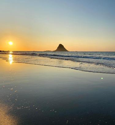 Bleik House | Midnattsol rom og hytter