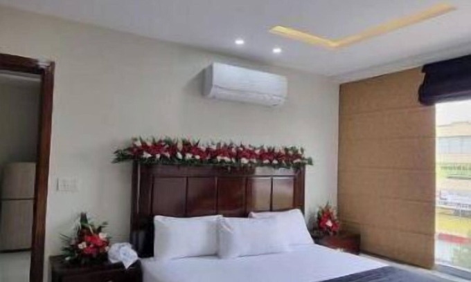 Bahria Town Apartment | MIDWAY HOTEL & RESIDENCY - Studio Apartment Unit S3