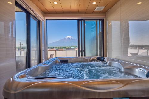 Fujikawaguchiko Villa | Miire Mt Fuji Forest