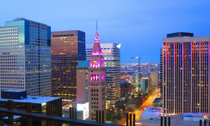Downtown Denver Condo | MILE-HIGH 27TH FLOOR 1BD/1BA CONDO, FANTASTIC VIEWS, WALKABLE LOCATION, POOL GYM