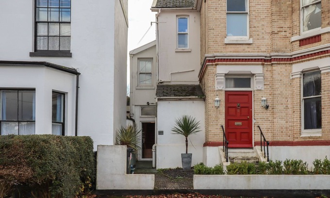 Dawlish Cottage | MIMOSA, family friendly, character holiday cottage in Dawlish