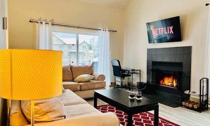 Magog Apartment | Mimosa-Mont-Orford-Memphremagog Beach