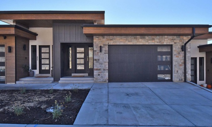 Hideout House | Miner's Hideout by Casago