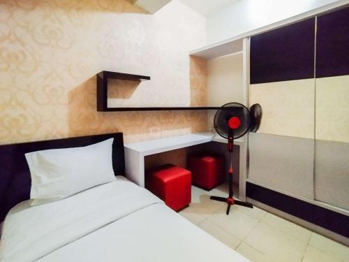 Cileunyi Apartment | Minimalist 2BR at Pinewood Jatinangor Apartment By Travelio