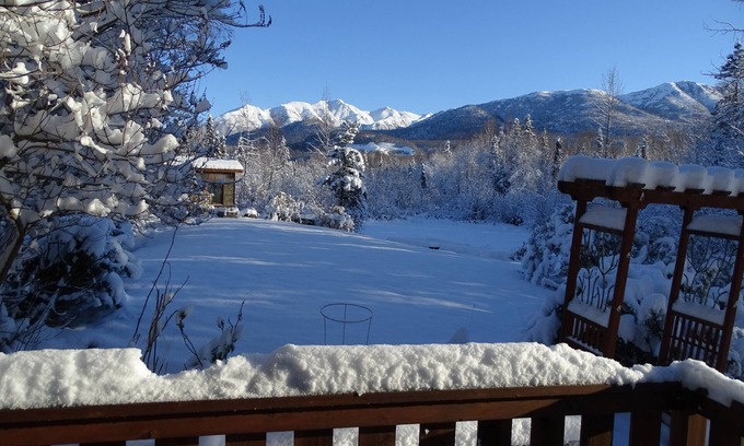 Anchorage Apartment | Mink Creek Air BnB 3br Apartment - Alaska Living 20 minutes from Anchorage