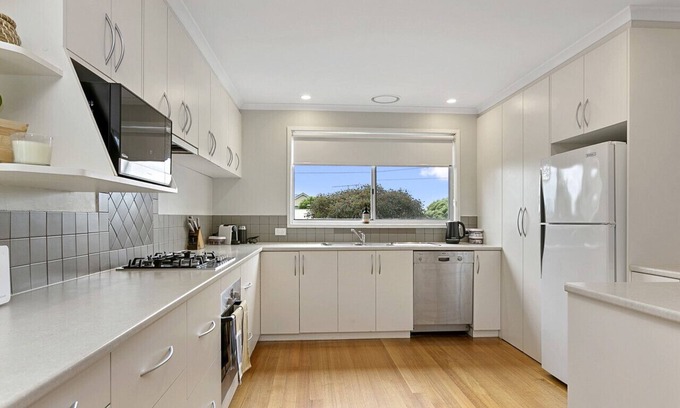 Apollo Bay House | Miren Cottage Holiday Home Free Wi-Fi
