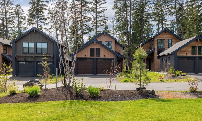Roslyn Cabin | Misty Pines: Ideal for Family, Tub, Bikes & Game
