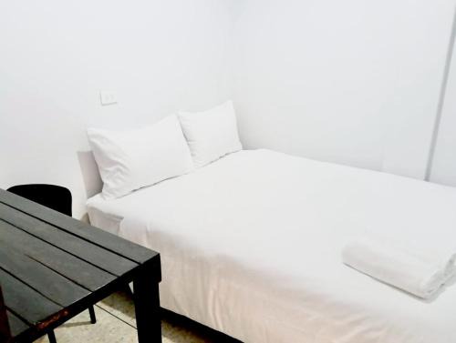 Wat Bowon Niwet Apartment | Mitr Inn Khaosan มิตร อินน์ ตรอกข้าวสาร xpro