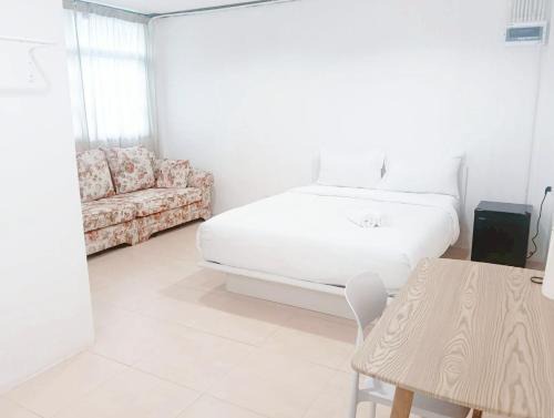 Ploenchit Apartment | Mitr INN Sukhumvit 2 BTS Nana มิตร อินน์ สุขุมวิท 2 บีทีเอสนานา