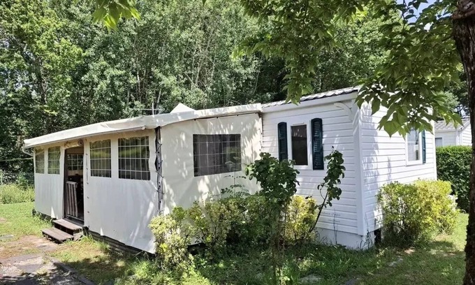 Sadirac House | Mobil-Home Tournesol 3 Rooms 5 People Air-conditioned + TV