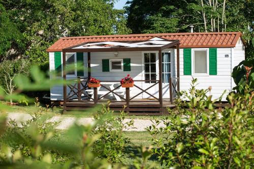 Manjadvorci House | Mobile Homes Dvor