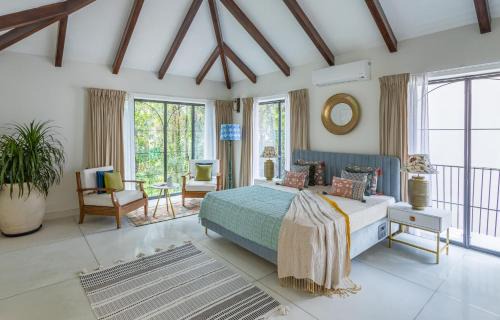 Anjuna Villa | Mobile Offer! Private Pool Luxury Villa - Near Vagator Anjuna Beach