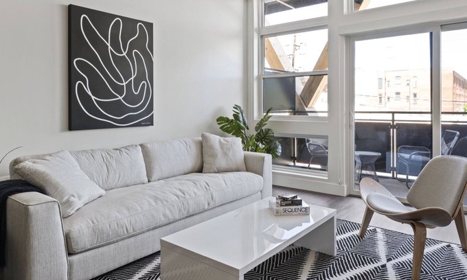 Highland Condo | Mod Minimalism Meets Japandi Style | Espadín LoHi