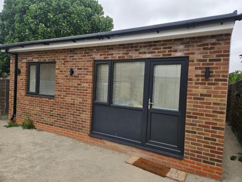 East Wickham Apartment | Modern 2-Bedroom Apartment Near Central London