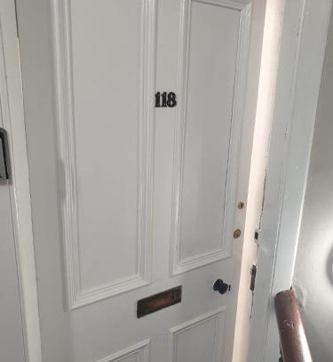 Dumfries Apartment | Modern 2-Bedroom Flat Near Park & River