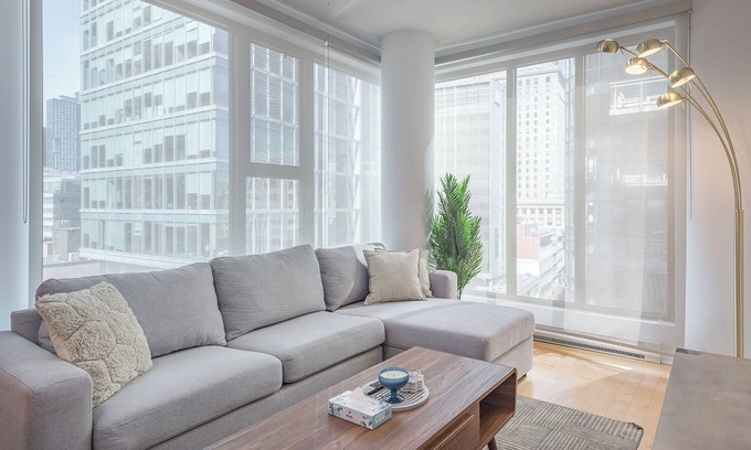 International District Apartment | Modern 2BR Old Port Condo | Free Indoor Parking