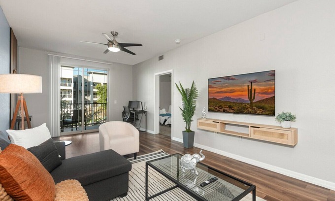 Tempe Apartment | Modern 2BR Pool Gym, Near ASU Mill Ave&Cmelbck Mtn