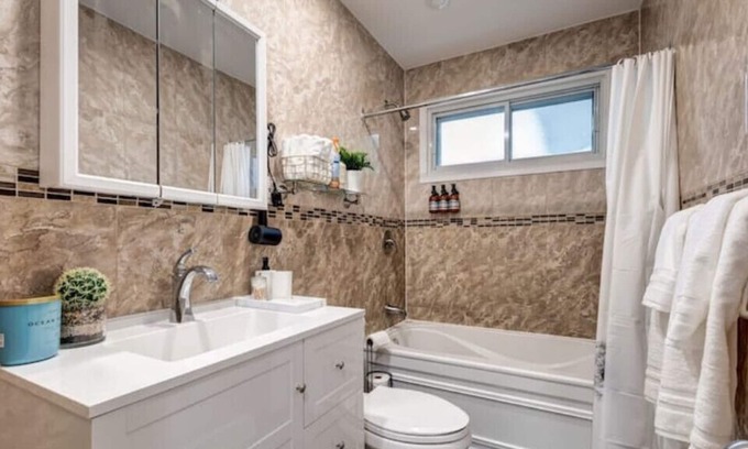 Saint-Leonard House | Modern 3 Bedrooms Lacordaire