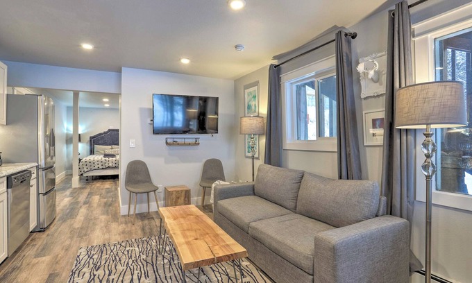 South Addition Apartment | Modern Anchorage Getaway, Steps From Coastal Trail