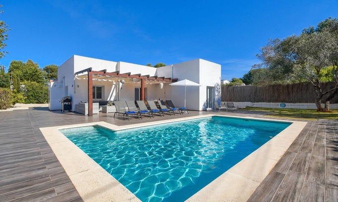 Costa Nova Villa | Modern and comfortable villa with private pool in Javea, Costa Blanca, Spain for 6 persons