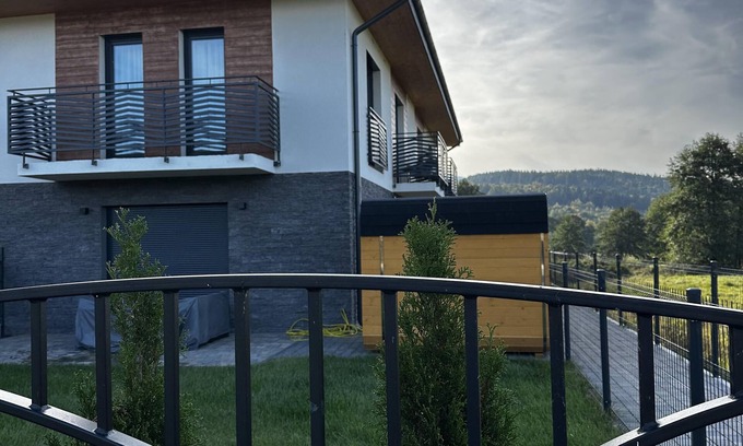 Sosnowka Apartment | Modern apartment in the Karkonosze Mountains. Spacious with a nice view