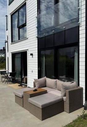 Kristiansand Apartment | Modern Apartment - Lund