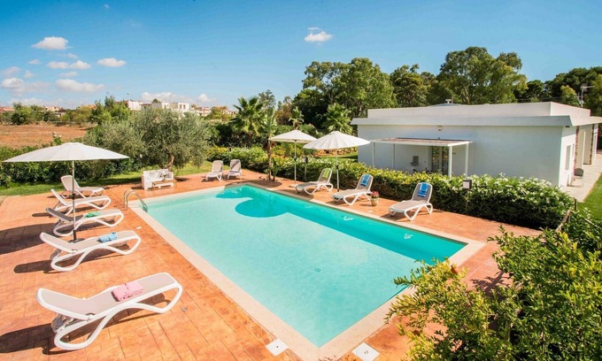 Montevago Apartment | Modern Apartment with Pool, Garden, Wi-Fi, Terrace, Barbecue, Air Conditioning