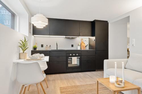 Haugesund Apartment | Modern apartment with wifi and new furniture - Free parking