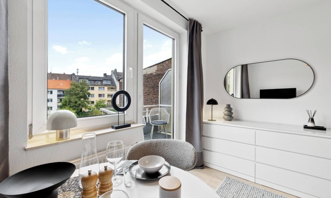 Wuppertal Apartment | Modern apartment Wuppertal City* elevator* parking*