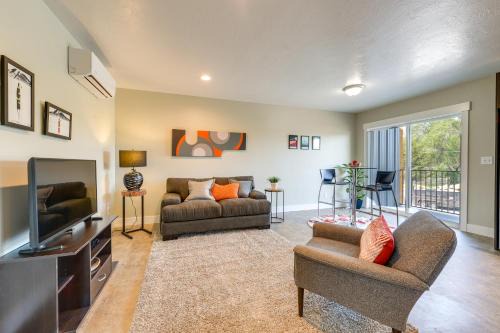 St. Anthony Apartment | Modern Apt - 7 Mi to St Anthony Sand Dunes!