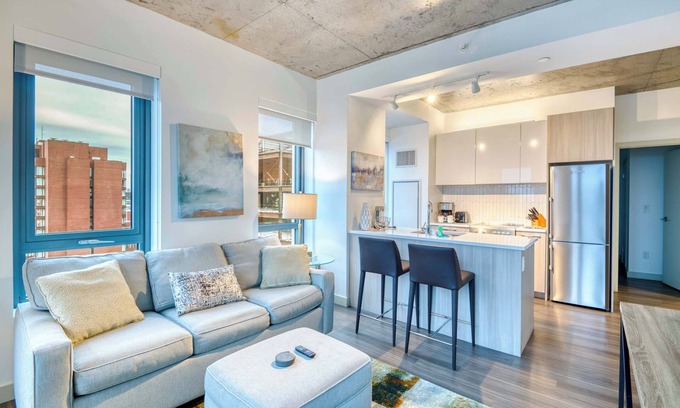 MIT Apartment | Modern Apt In Kendall Square