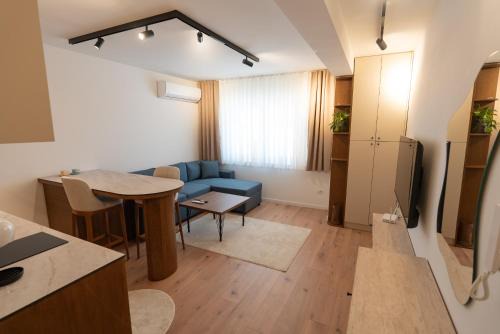 Mejë Apartment | Modern Bazaar Apartment