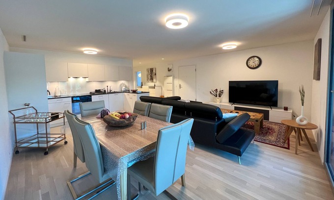 Glattbrugg Apartment | Modern & beautiful 4.5 rooms apartment welcomes you for homely & cozy experience
