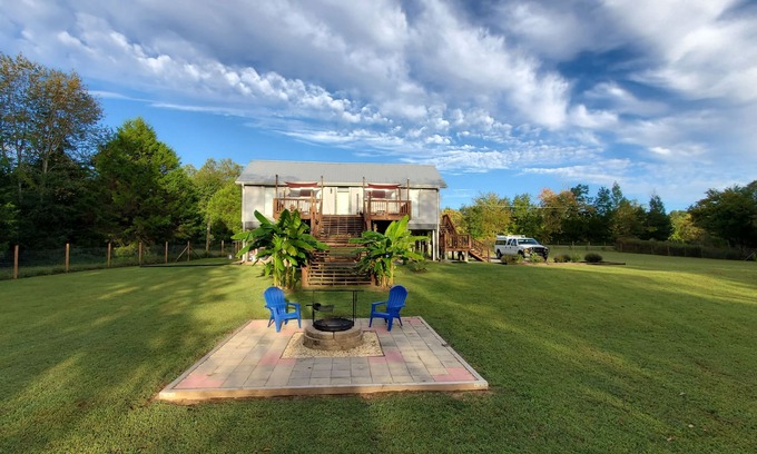 Benton House | Modern Cabin on the Beautiful Ocoee River