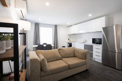 Dunedin City Centre Apartment | Modern Central Apartment, Flexible Bed Options