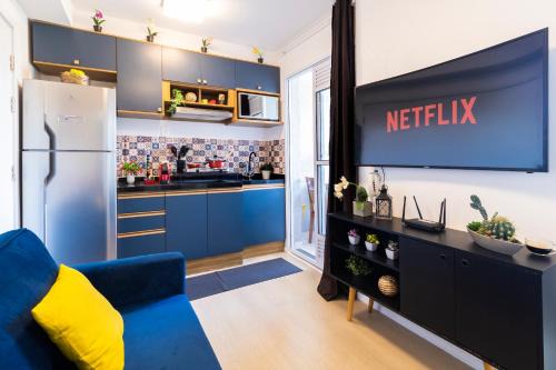 Jardim Aeroporto Apartment | Modern, complete with Office, AC, and Gym