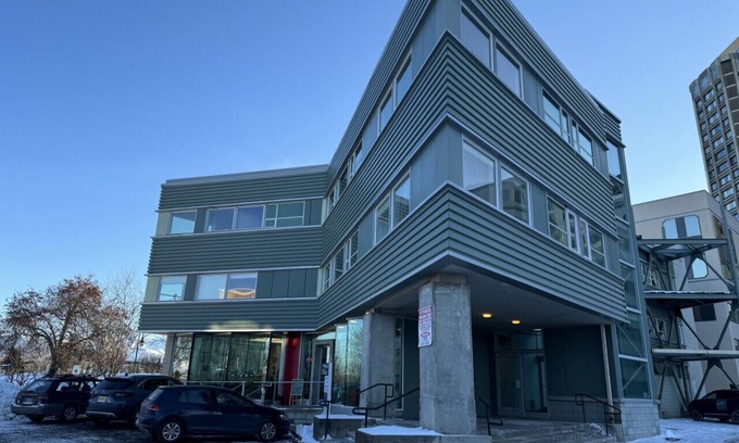 Downtown Anchorage Apartment | Modern downtown flat with views