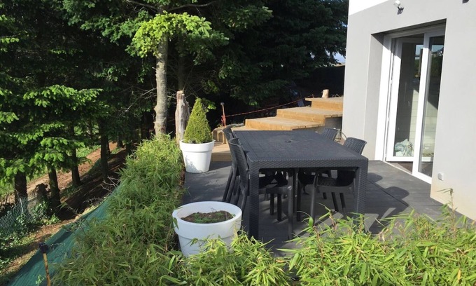 Langueux House | Modern house Proche Mer Langueux' with Private Terrace and Wi-Fi