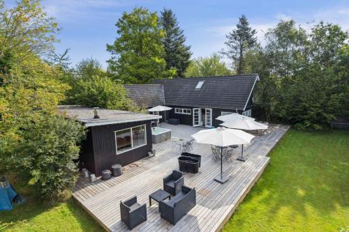 Faxe Ladeplads House | Modern House With Outdoor Spa And Sauna
